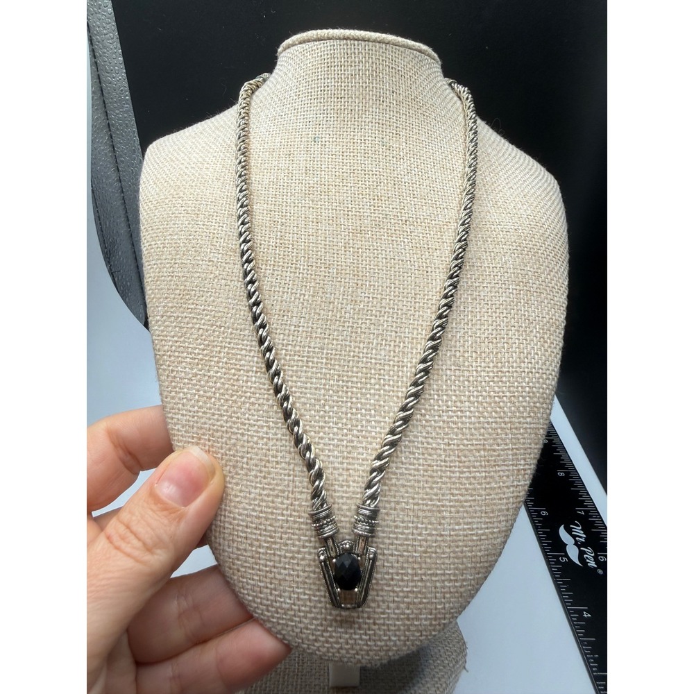 2028 Jewelry Silver Tone Twisted‎ Rope Chain Black Stone Pendant Necklace